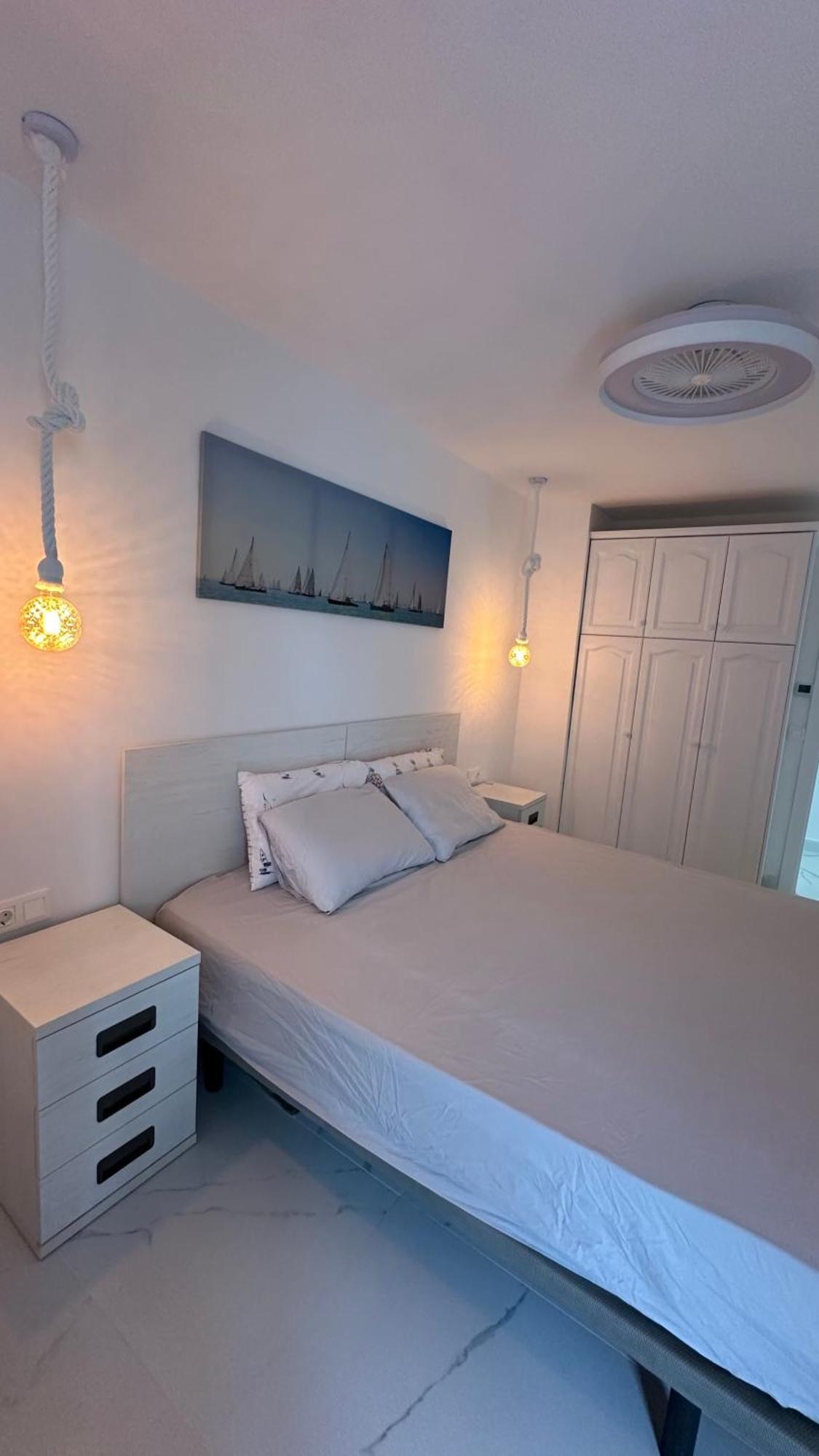 Апартаменти Seaview 2 Bed Apart , 30M From Playa Arenal, Garage Кальпе Екстер'єр фото